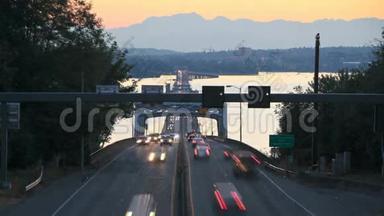 西雅图<strong>520</strong>号高速公路交通时间推移桥日落